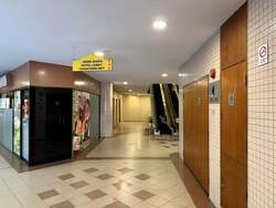 Furama City Centre Singapore (D1), Retail #622553441